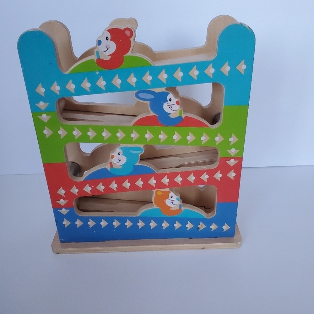 Melissa and Doug
Roll and Ring Ramp Tower